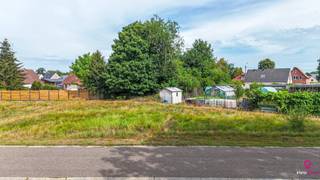 Deze bouwgrond in de Hoekstraat in Heusden-Zolder biedt een uitstekende kans voor wie op zoek is naar een rustige, groene locatie met toch een...