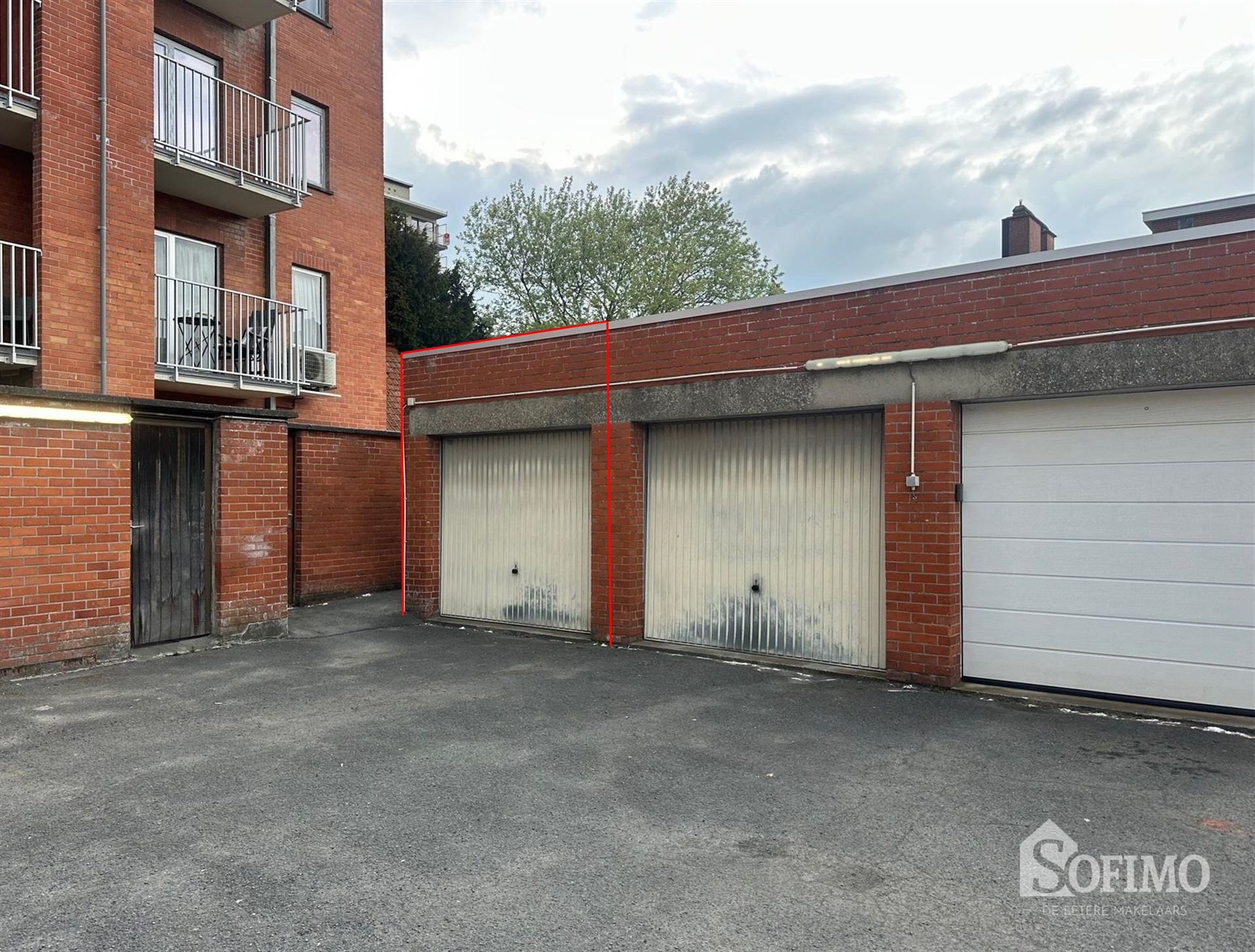 Garage for sale in Roeselare - photo 1