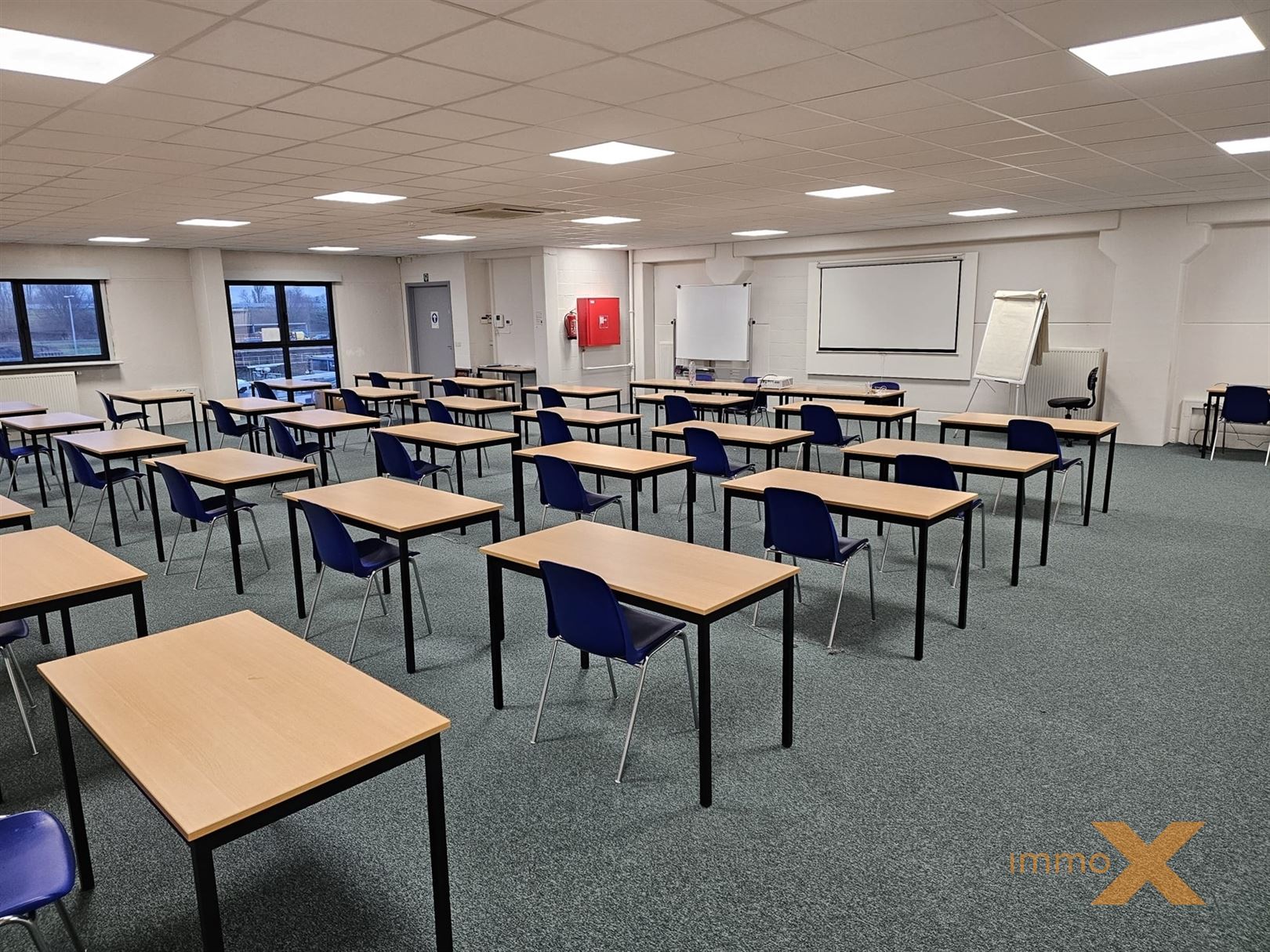 Commercial à louer à Gand - photo 2