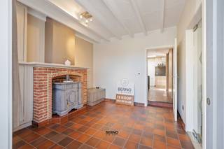 Bent u op zoek naar een instapklare woning die niet alleen tot in de puntjes verzorgd is, maar ook tal van extra troeven biedt? Dan is deze...
