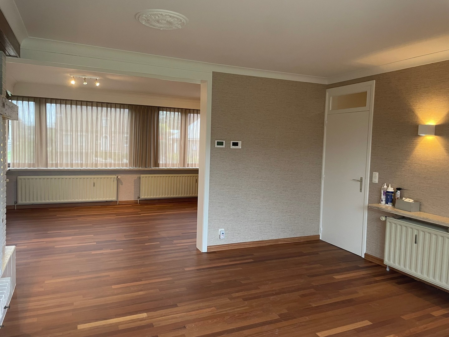 Gerenoveerd ruim appartement met prachtige tuin in Velzeke (Zottegem) - foto 2