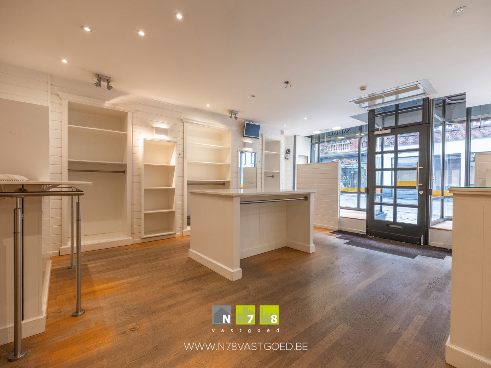 Commercial for sale in Maaseik - photo 4