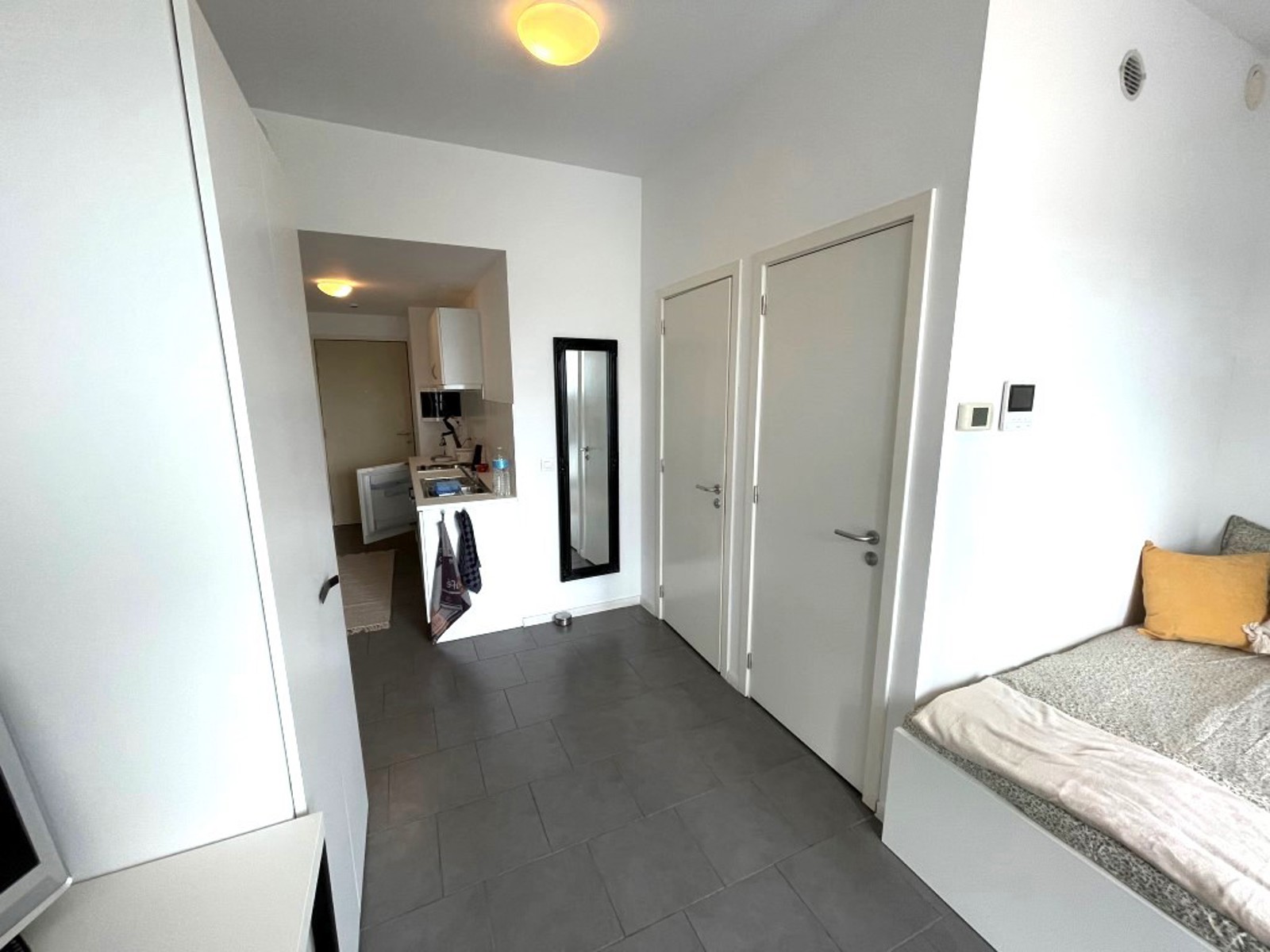 Appartement te huur in Antwerpen met 1 slaapkamer - foto 2