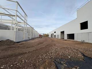 Ontdek een buitengewoon industrieel nieuwbouwproject in Fernelmont, strategisch gelegen langs de autosnelweg voor gemakkelijke toegang en...