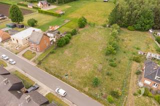 Are you looking for an exceptionally spacious plot of building land with numerous possibilities? Then this beautiful project land along the...