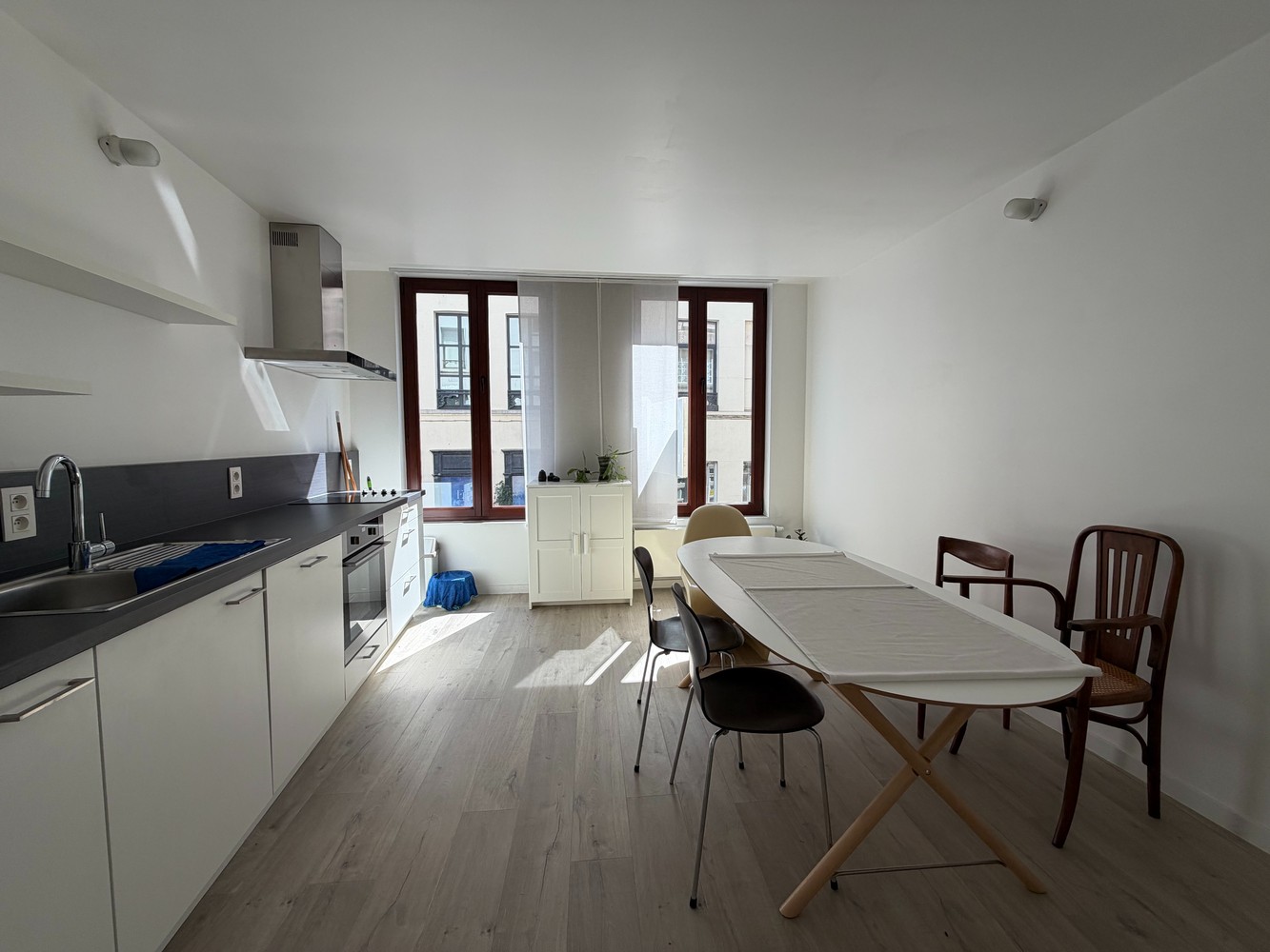 Gemeubeld triplex appartement in Historisch Centrum. - photo 4