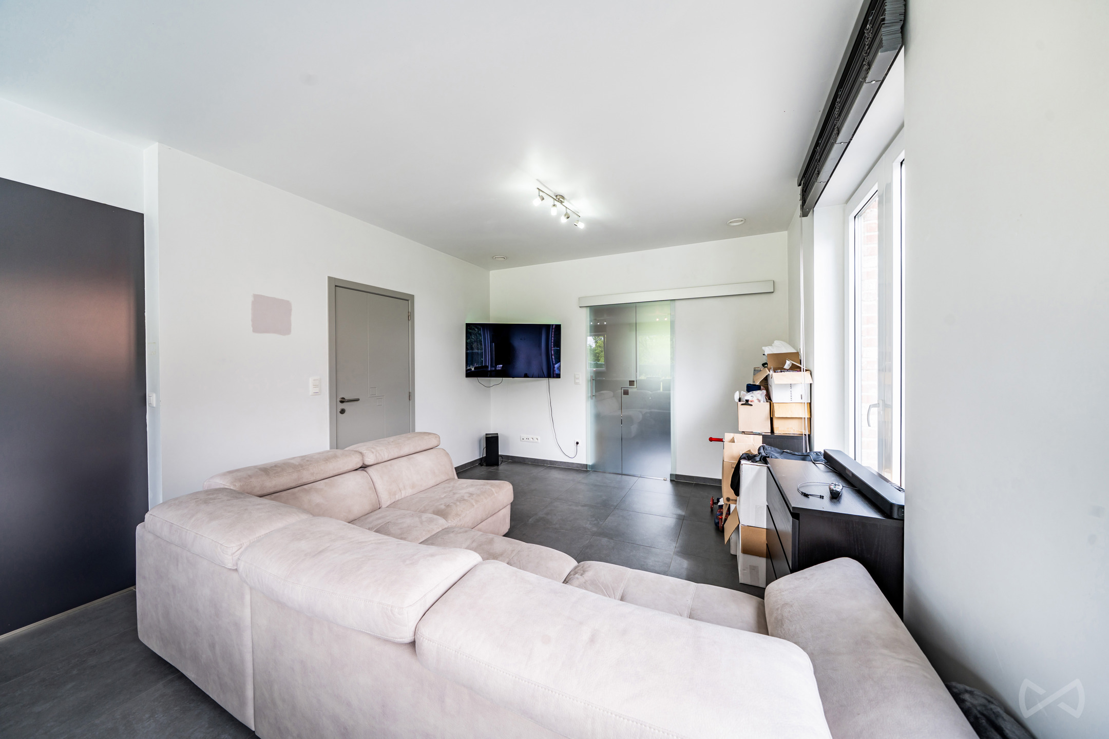 Goed gelegen woning in Grimbergen - recente constructie - foto 5