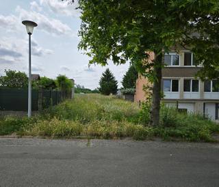 Découvrez ce terrain à bâtir idéalement situé dans une rue calme et résidentielle de Machelen. Avec une superficie d’environ 1000 m² et une largeur...