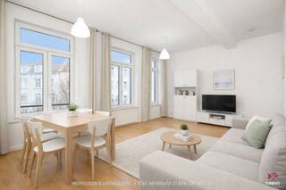 Op een steenworp afstand van het Jardin aux Fleurs-plein, in de zeer gewilde wijk Senne - ook wel de wijk Fabriques genoemd vanwege zijn...