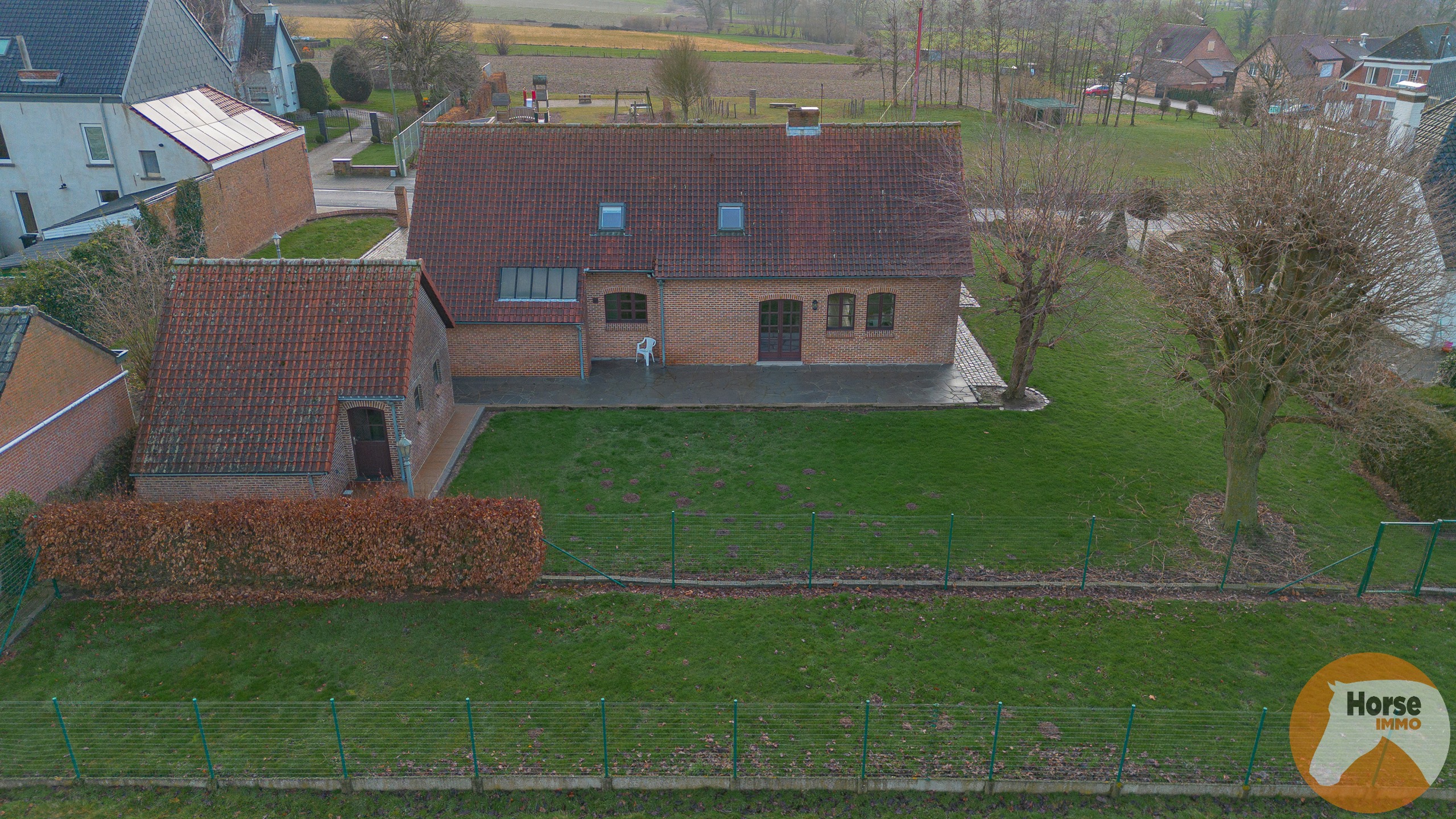 PAJOTTEGEM - landelijke woning op 30a  - foto 3