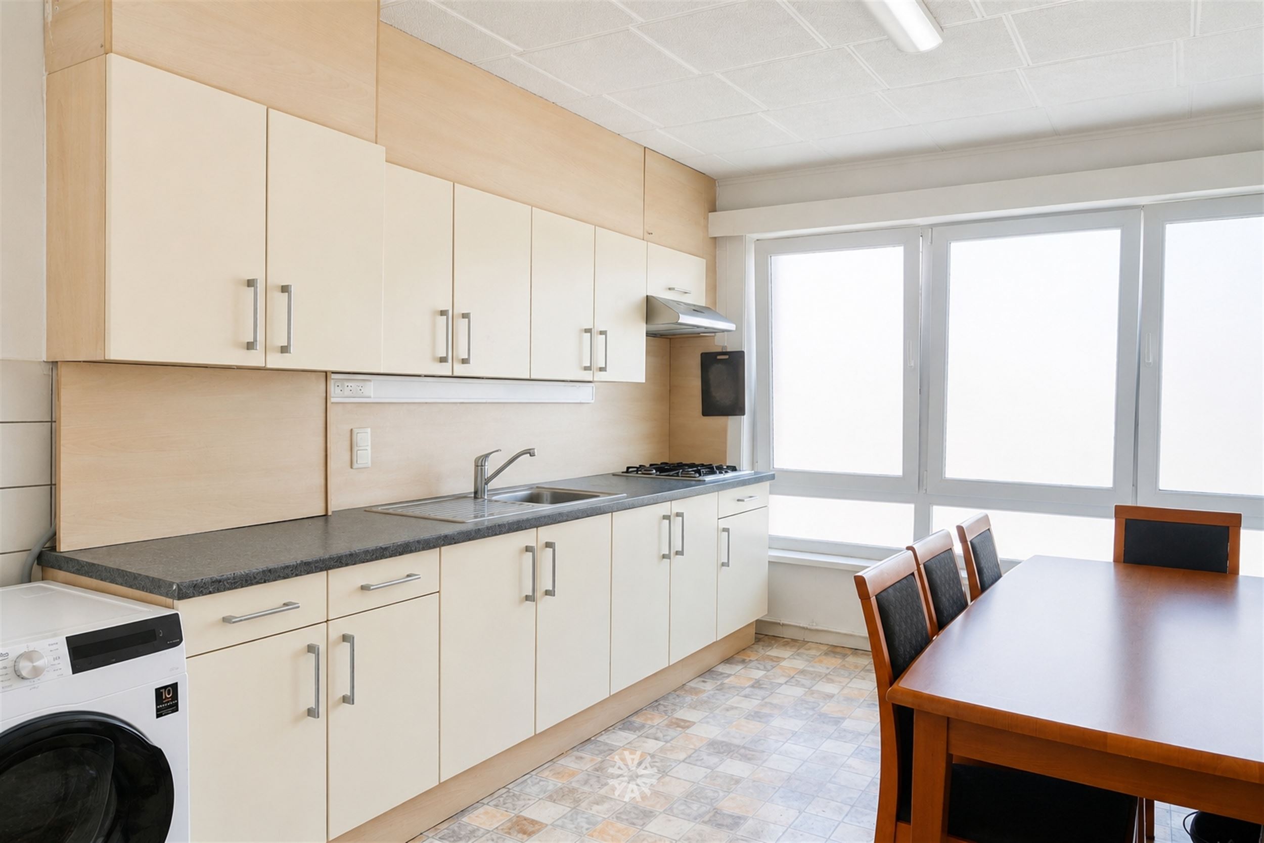 Leuk twee slaapkamer appartement met garage te huur op goede locatie in Wondelgem - foto 5