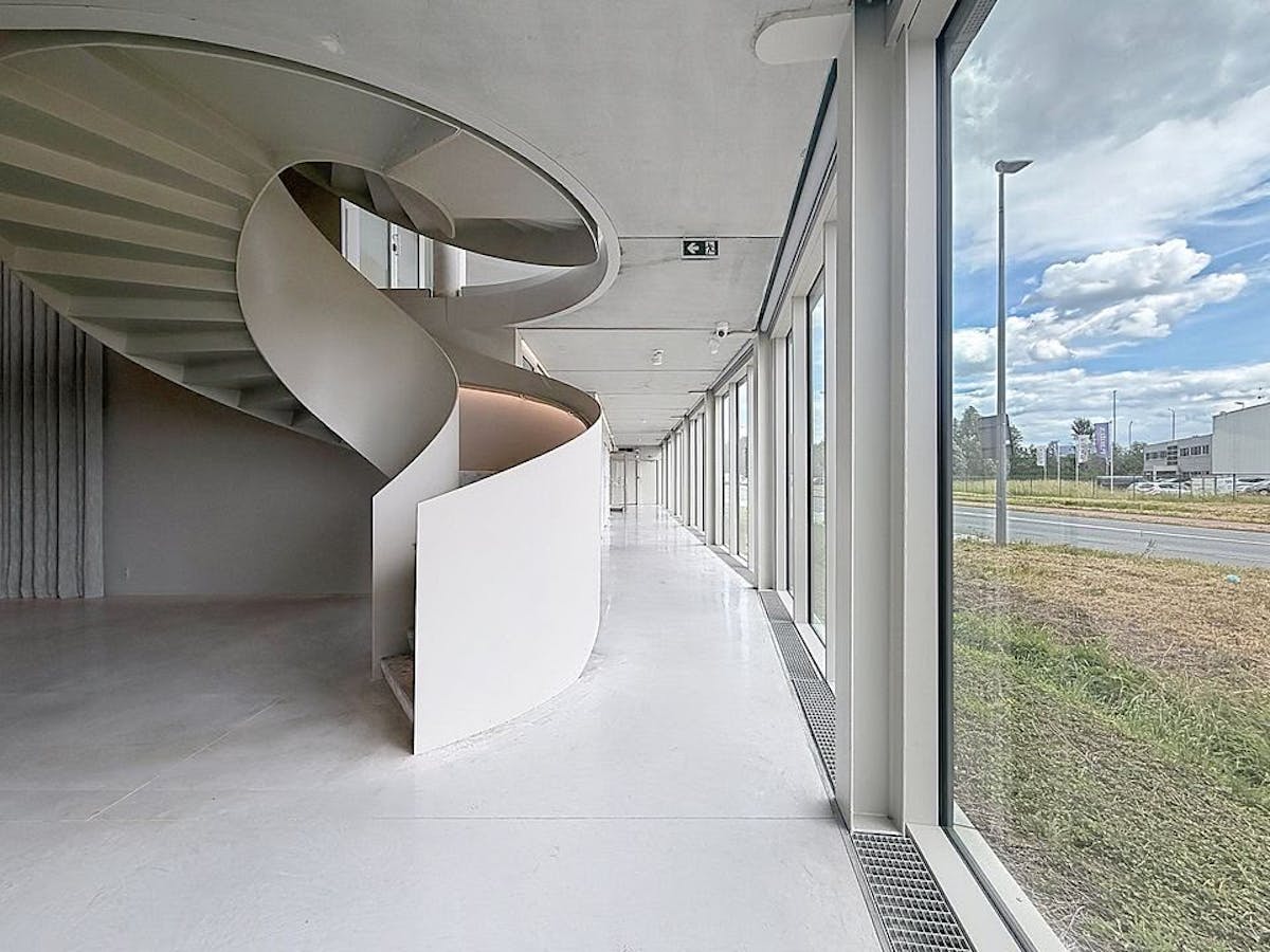 Kantoor te huur (ca. 439 m²) in Lokeren! - foto 4