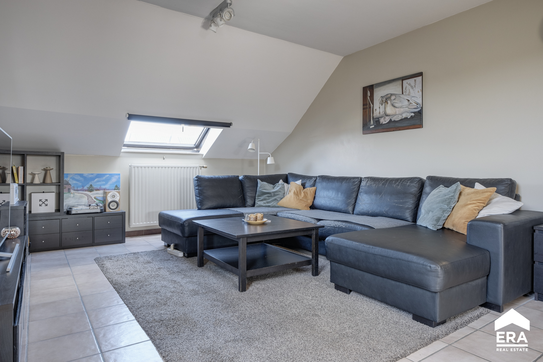 Appartement met 2 slpkrs en zolder in centrum van Hechtel - foto 5