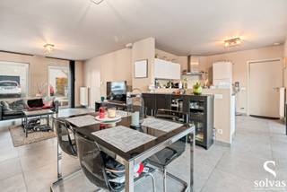 Ontdek deze instapklare woning in een rustige, kindvriendelijke verkaveling op amper een boogscheut van het centrum. Dankzij de ideale ligging...