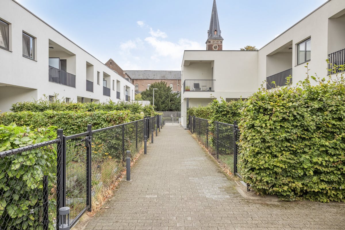 Appartement met 3 slaapkamers in afgesloten woonerf - foto 3