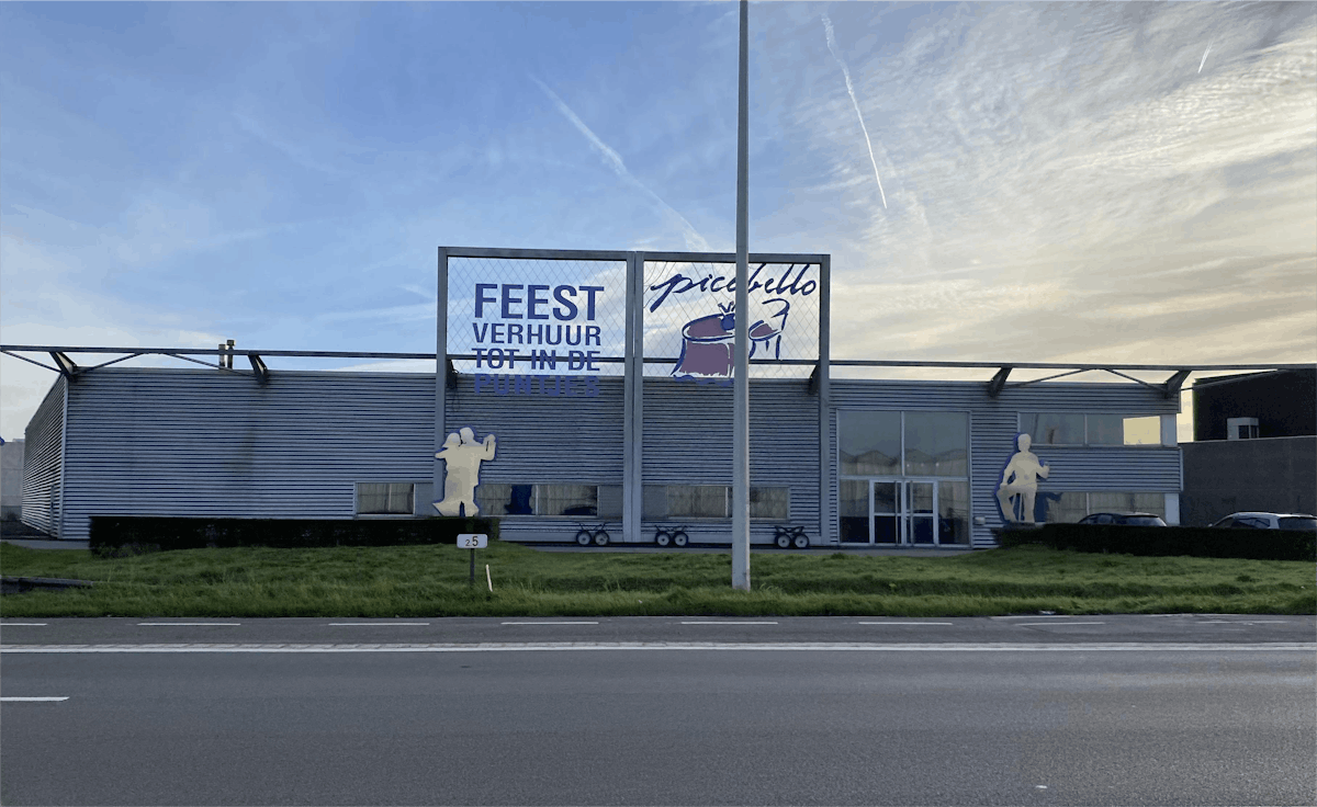 Bedrijfsgebouw te koop met zichtbaarheid vanop de Rijksweg. - foto 3