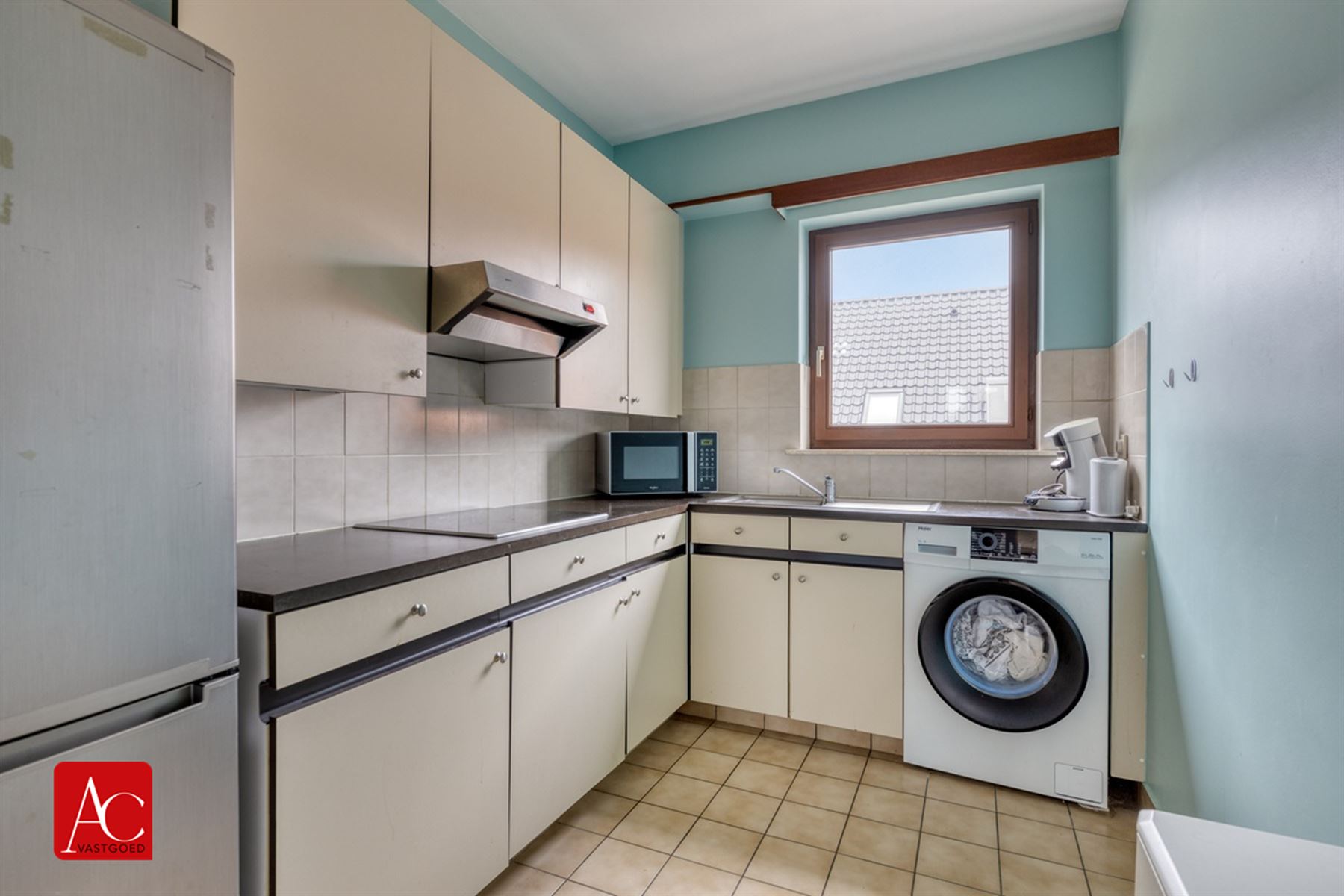 Appartement met 2 slaapkamers, terras en garage - foto 4