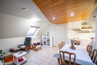 Knus appartement in hartje Zwevegem met ingerichte keuken, woonkamer, 1 slaapkamer, badkamer, terras, kelderberging en ondergrondse...