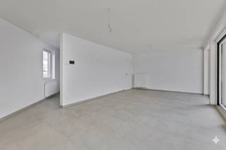 Ben jij opzoek naar een appartement waar ligging, ruimte en comfort centraal staat? In de Residentie Sint-Maertens Veld vindt u dit...