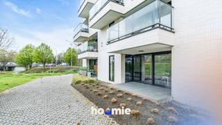 Wonen met stijl én comfort? ✨ Welkom aan de Emiel Van Dorenlaan 2A in Genk.Op een centrale ligging, vlakbij het centrum van Genk, vind je dit recent...