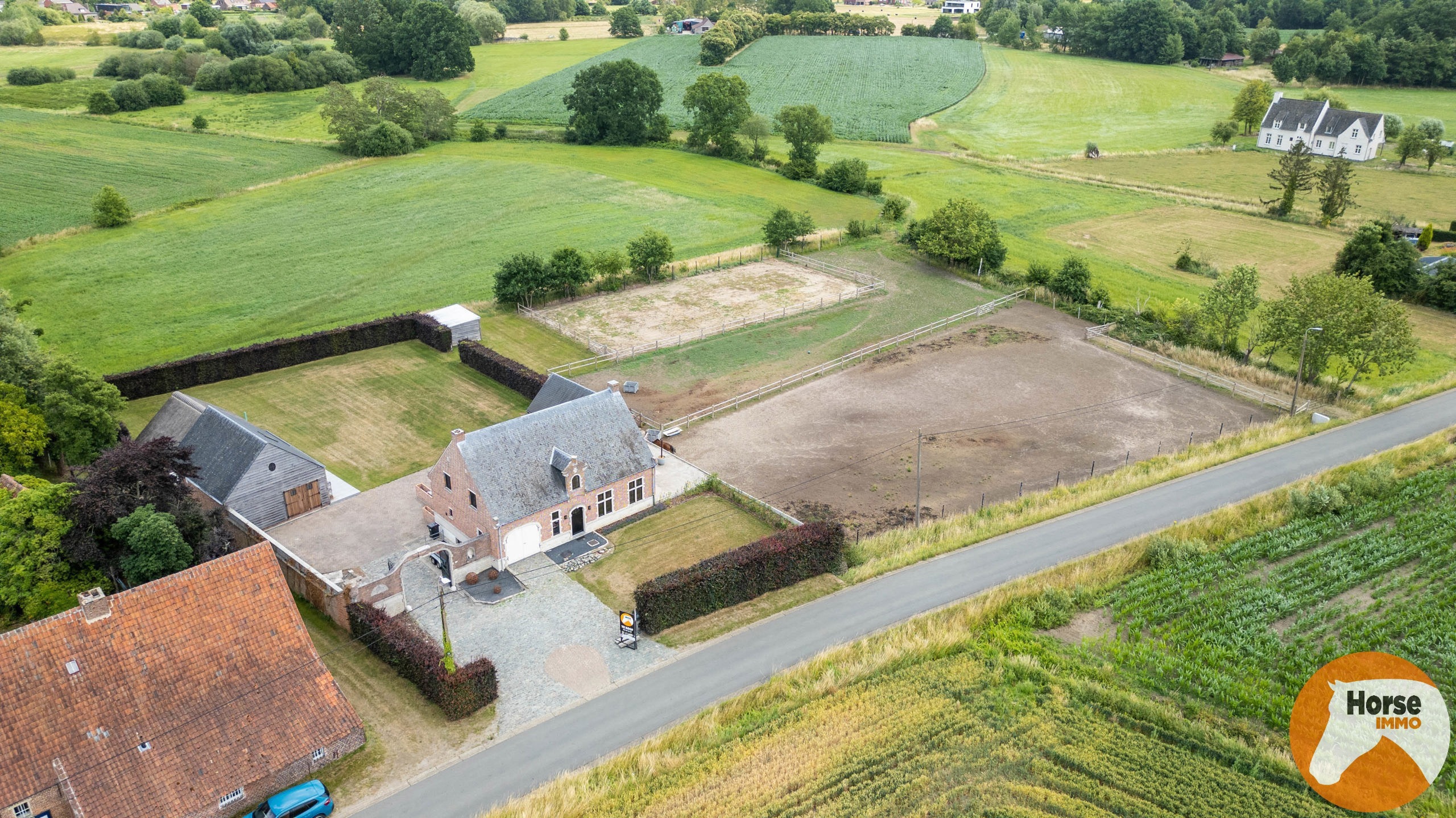 PUTTE - Mooi afgewerkte woning met bijgebouw op 63 are - foto 2