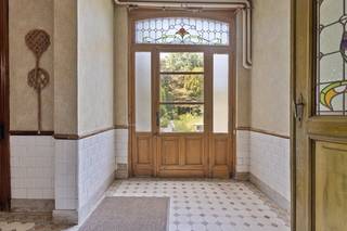 Ce charmant bâtiment patrimonial du centre-ville d'Ardooie est une belle opportunité pour ceux qui recherchent une propriété exceptionnelle avec...