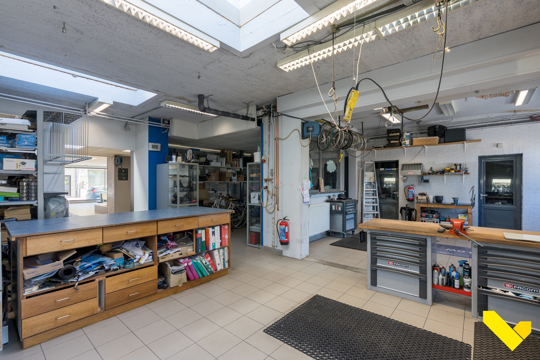 Ruim handelspand van maar liefst 330 m² - foto 4