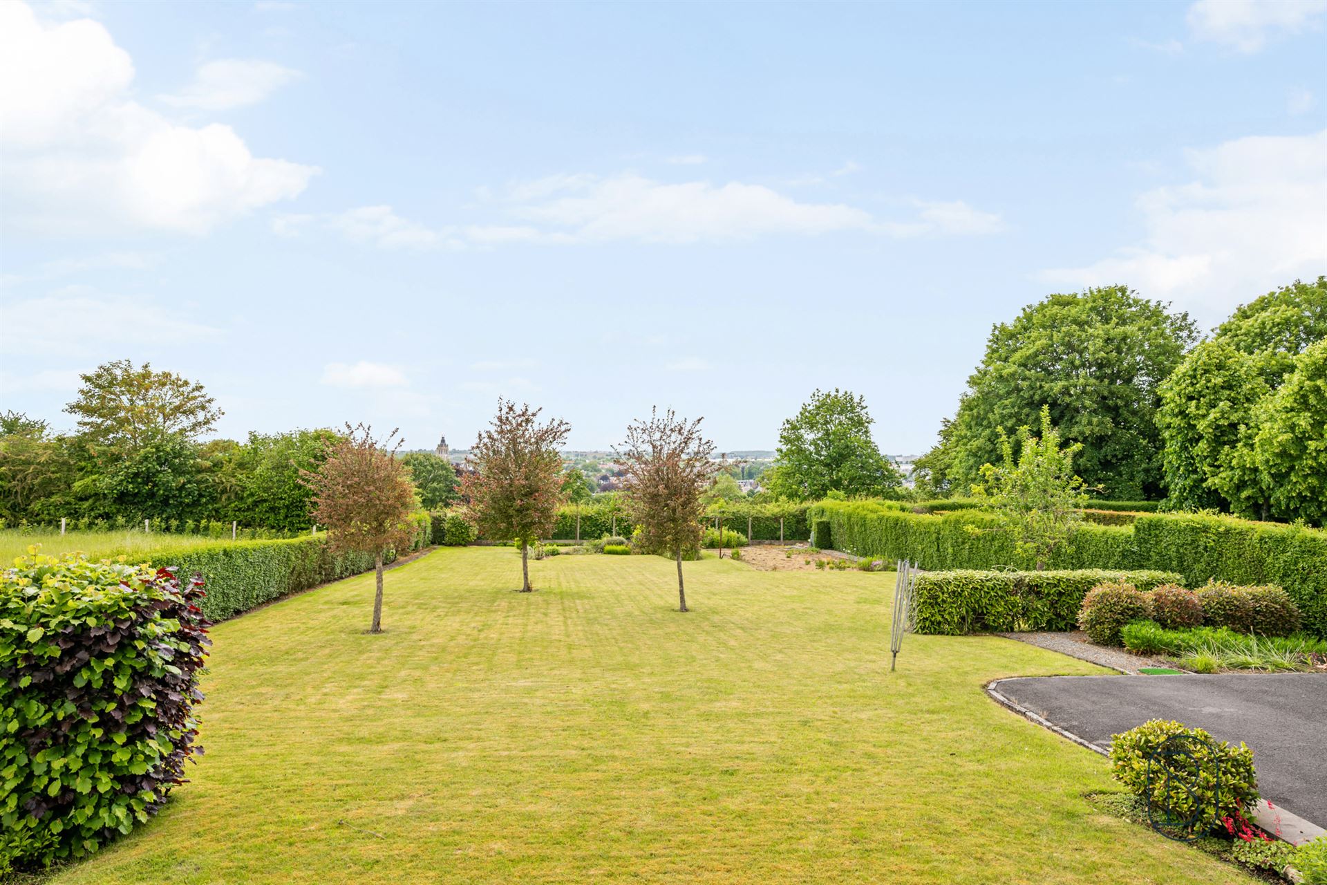 Degelijke villa met prachtig open zicht. - foto 2