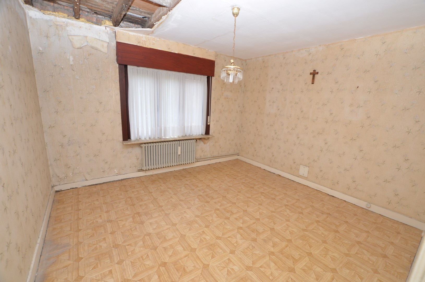 Te renoveren ruim woonhuis - foto 5