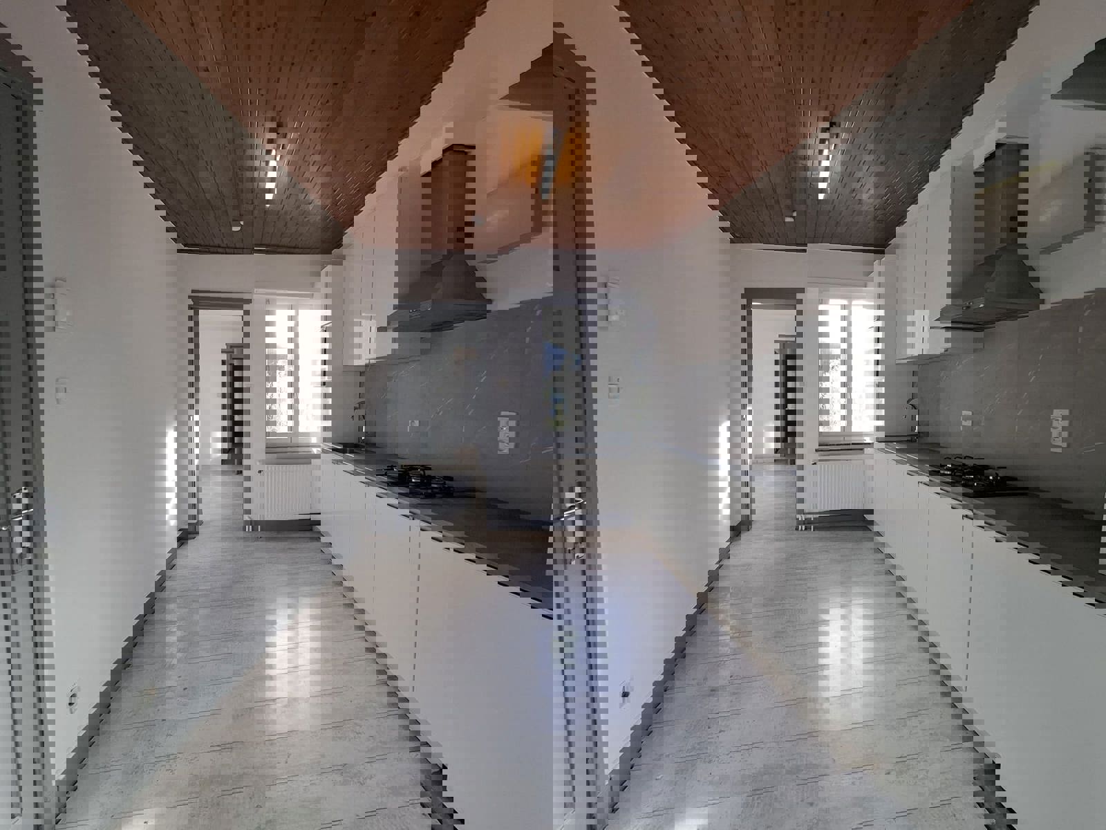 Huis te huur in Herentals met 5 slaapkamers - foto 2