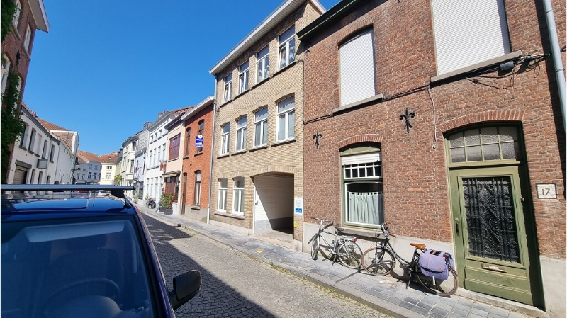 Garagebox te huur in centrum Brugge - photo 4