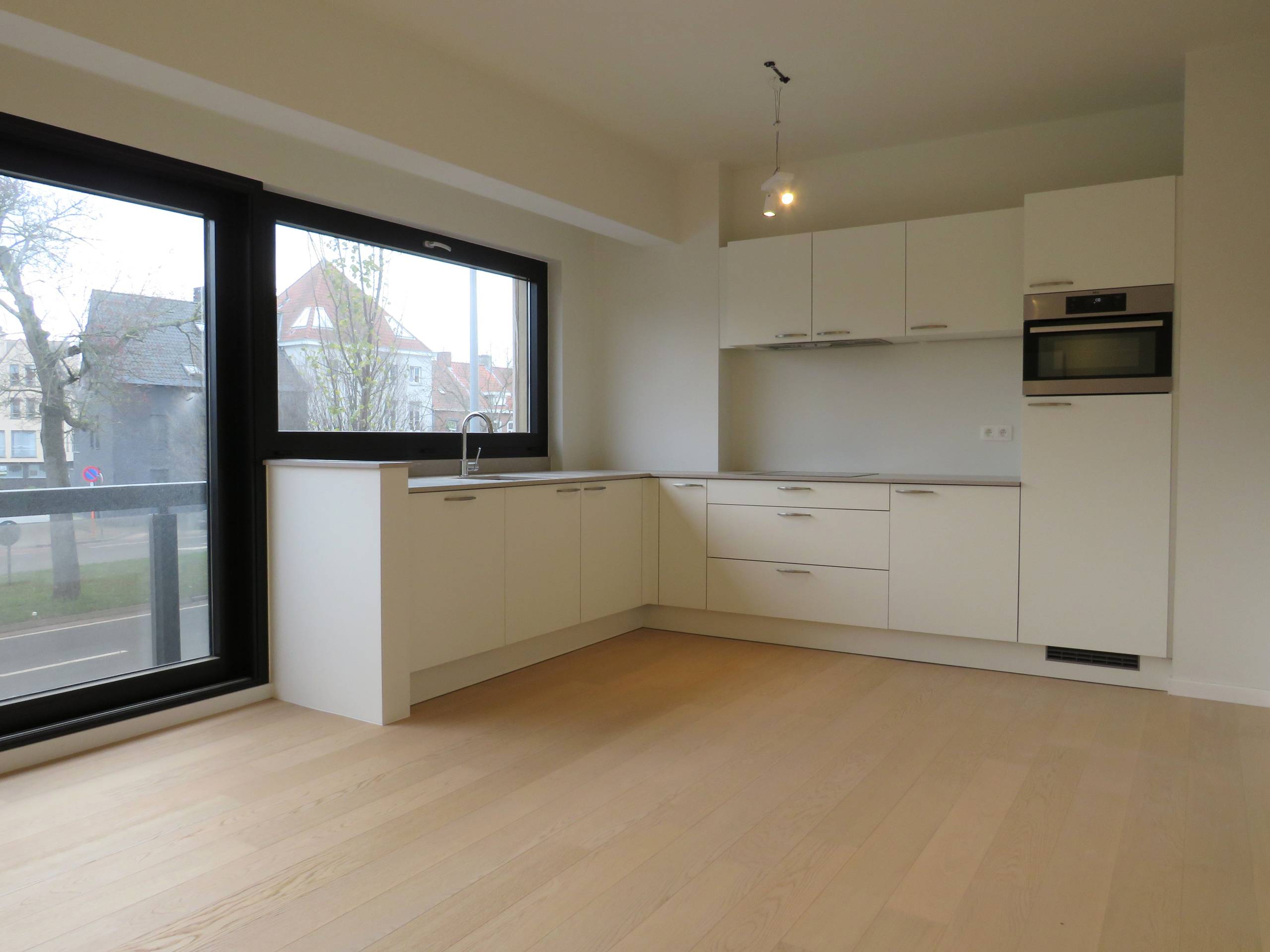 Appartement à louer à Bruges avec 3 chambres - photo 3