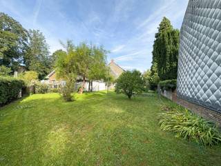 Ontdek in Orp-le-Grand een geweldige investeringsmogelijkheid: een huis van 112m 2, 3 gevels waarvan het enige kale pand te koop is, de koper zal...