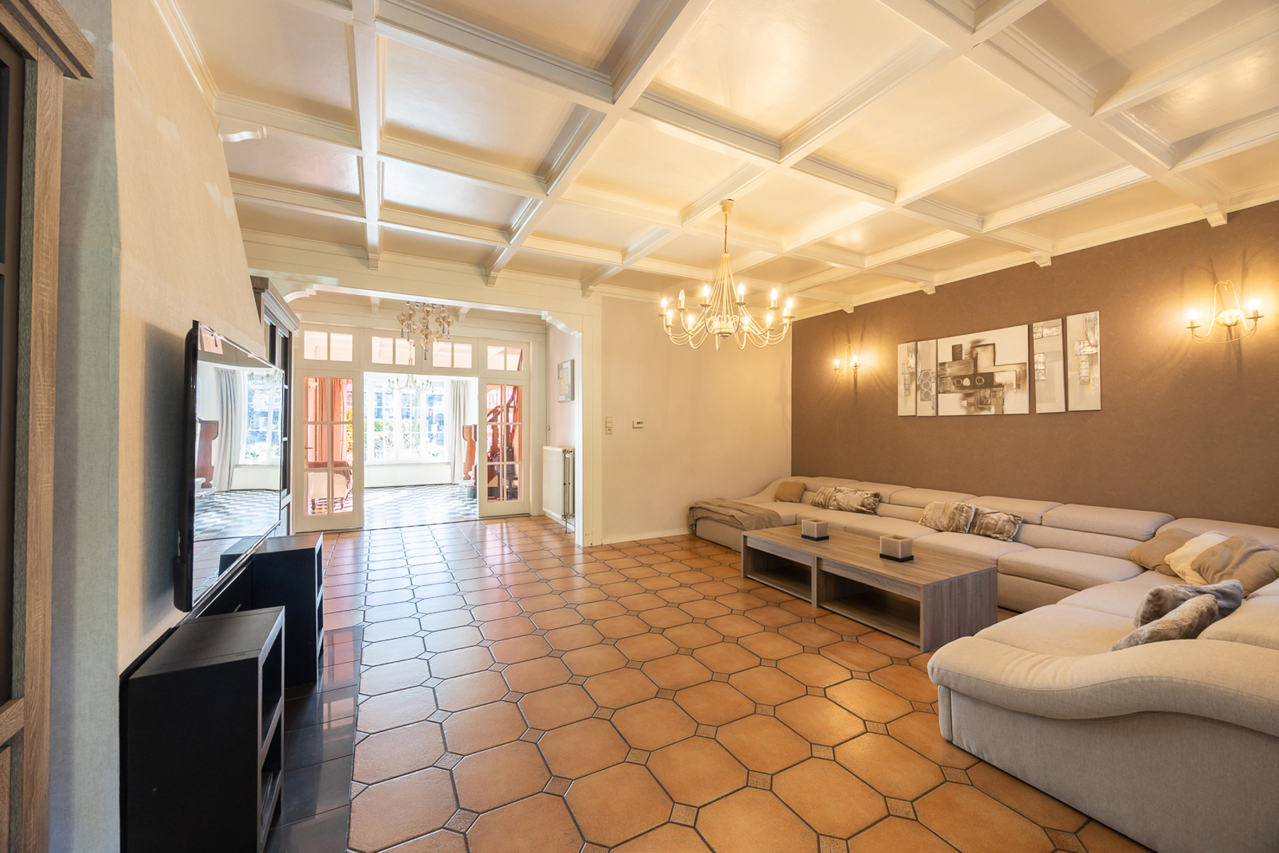 Royaal huis met tuin, garage en mogelijkheid tot kangoeroewonen.  - foto 5