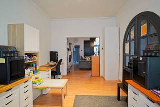 - Bezoekdag: ZA 27/12 (VM) - enkel op afspraak -In het landelijke Schellebelle bevindt zich deze instapklare woning met een bewoonbare oppervlakte...