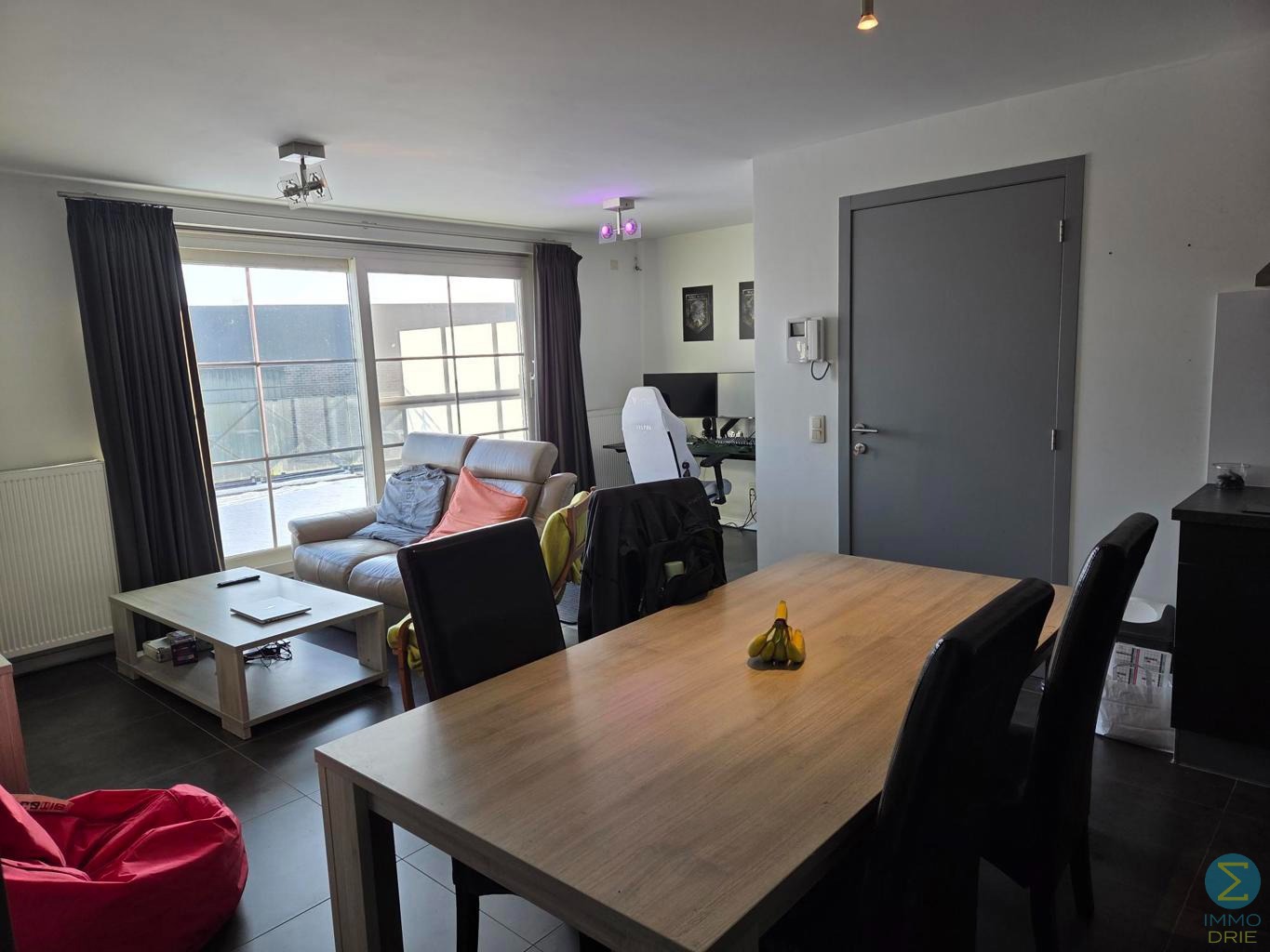 Appartement met 2 slaapkamers en ruim terras - foto 2