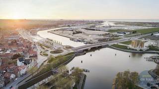 Knap appartement in de recente Residentie Pont Albert in Nieuwpoort. <br />Dit gelijkvloers appartement is een staaltje van hedendaags comfort.<br />Leuke woonkamer gelegen langs de straatkant, met een mooi zicht op het monument van Albert I en het sluizencomplex. <br />De woonkamer is bijzonder lichtrijk dankzij de grote raampartijen. Haal hier je hart op in deze knap ingerichte keuken. <br />En waan je in een Parijse bistro aan deze gezellige keukentafel.<br />Twee volwaardige kamers die allebei ingericht werden met inbouwkasten. De kamer aan de binnenzijde van het gebouw geeft uit een op een gezellig ingesloten terras. <br />De badkamer heeft een inloopdouche in mortex en een ruime lavabomeubel. <br />Dit appartement is voorzien van vloerverwarming en een warmtepomp - elektrische lamellen. <br />Gemeenschappelijk fietsenlokaal in het gebouw en mogelijkheid om een garage in het gebouw aan te kopen. <br />Dit appartement is gelegen vlakbij de Kaai van Nieuwpoort met zijn vele restaurants en winkels en het openbaar vervoer (tram en bus).<br />