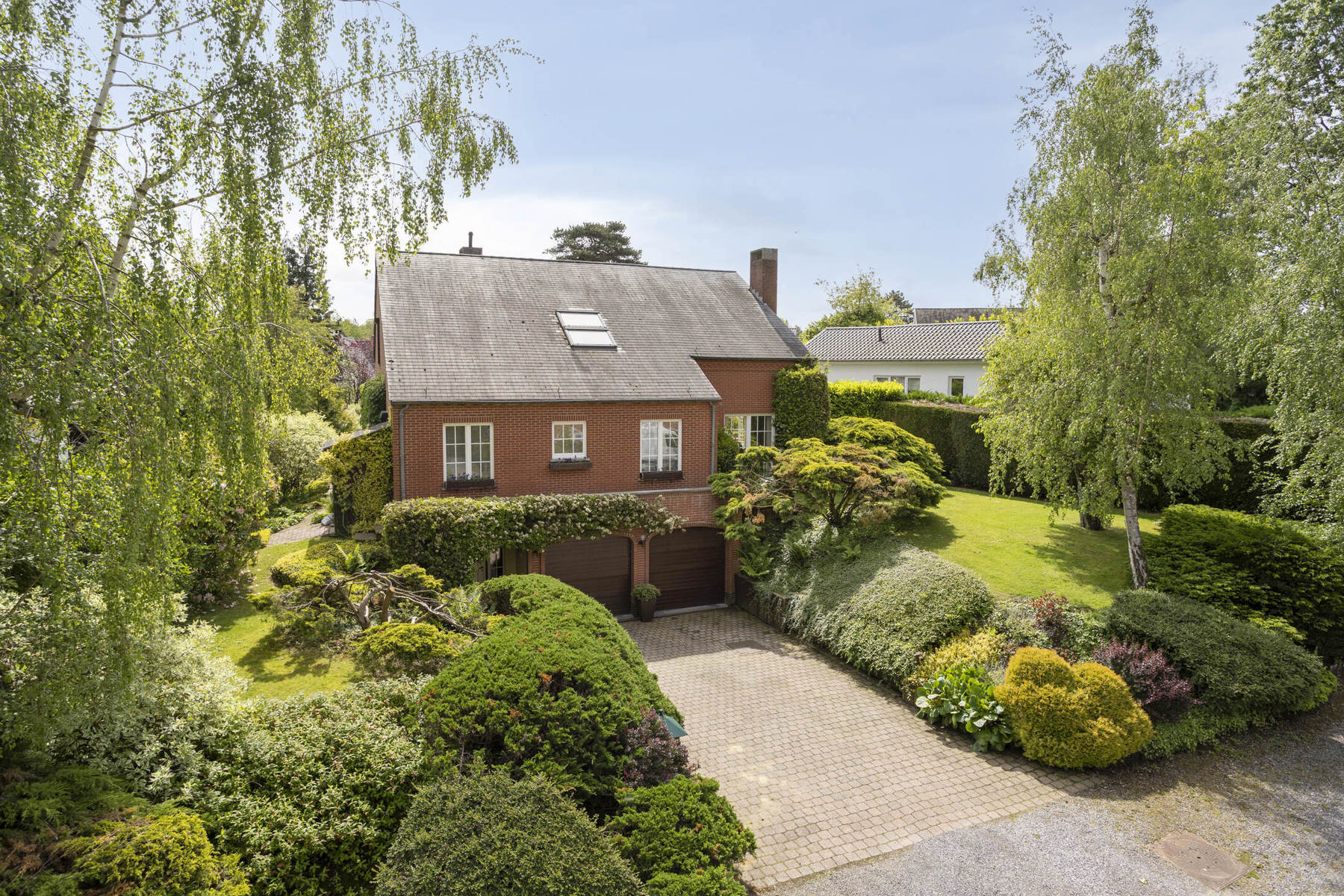 Uiterst residentieel gelegen villa met prachtige tuin - foto 2