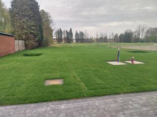 Prachtige nieuwbouwwoning van 190 m² op zuid-oost gerichte grond (500 m²)Ontdek deze stijlvolle, energiezuinige woning in lichte gevelsteen met...