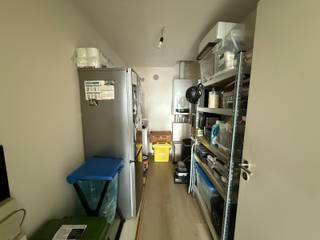 Instapklaar appartement met één slaapkamer gelegen op de derde verdieping in de stadskern.Dit instapklare appartement omvat een ingerichte keuken,...