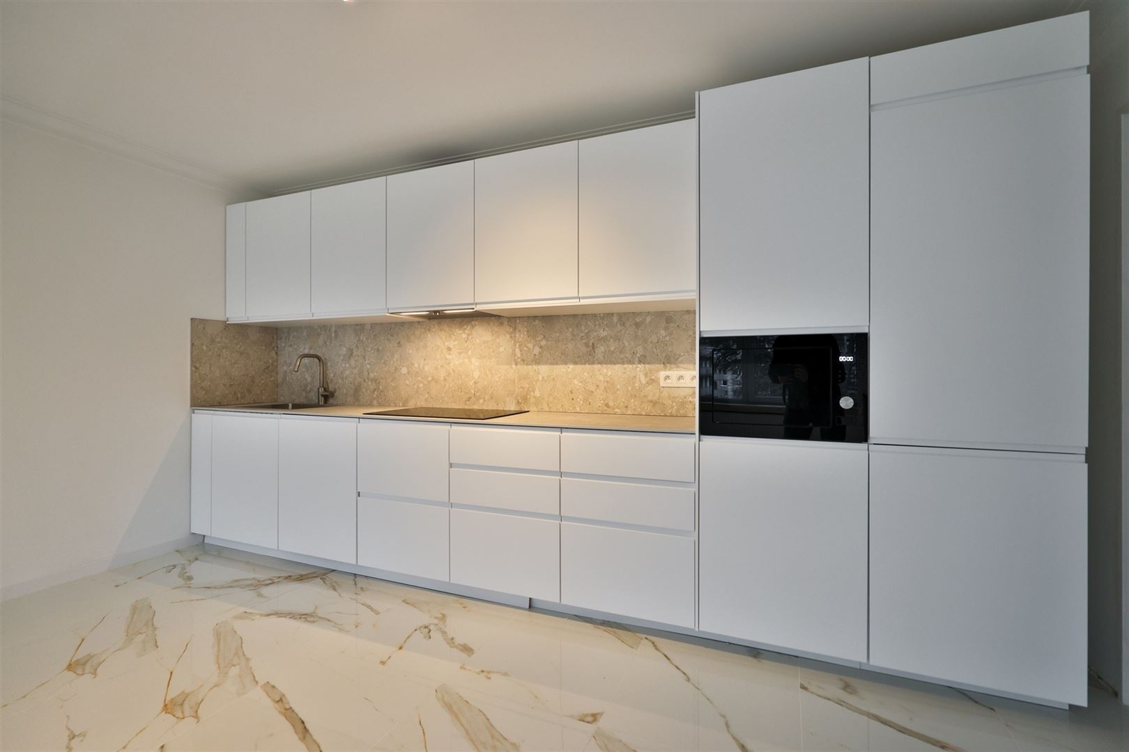 volledig vernieuwd 3-slpk appartement - foto 4