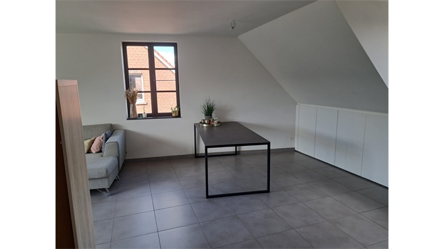 Een gunstig gelegen en mooi afgewerkt appartement - foto 5