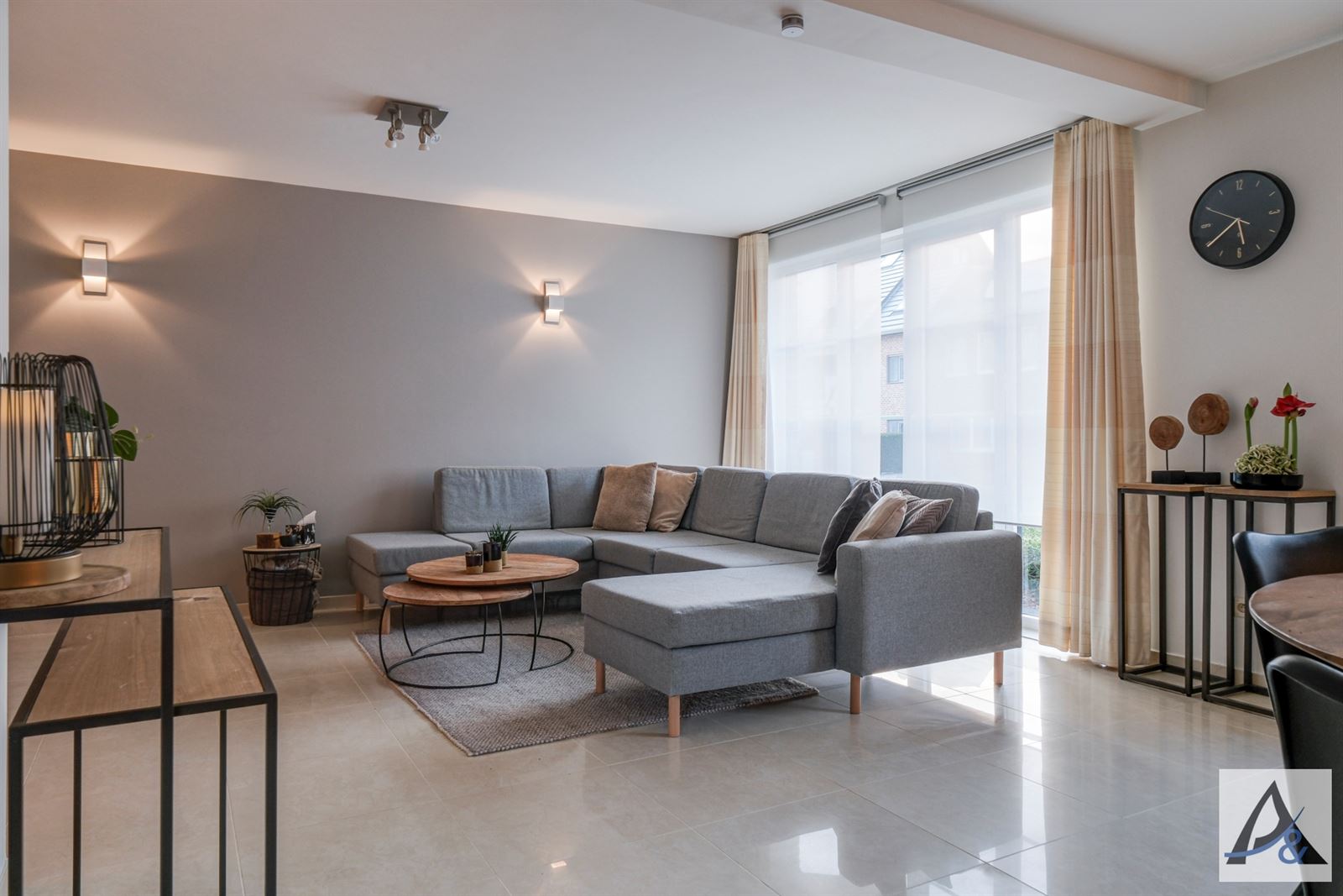 Ruim Gelijkvloers Appartement van 107 m² met twee autostaanplaatsen - foto 3