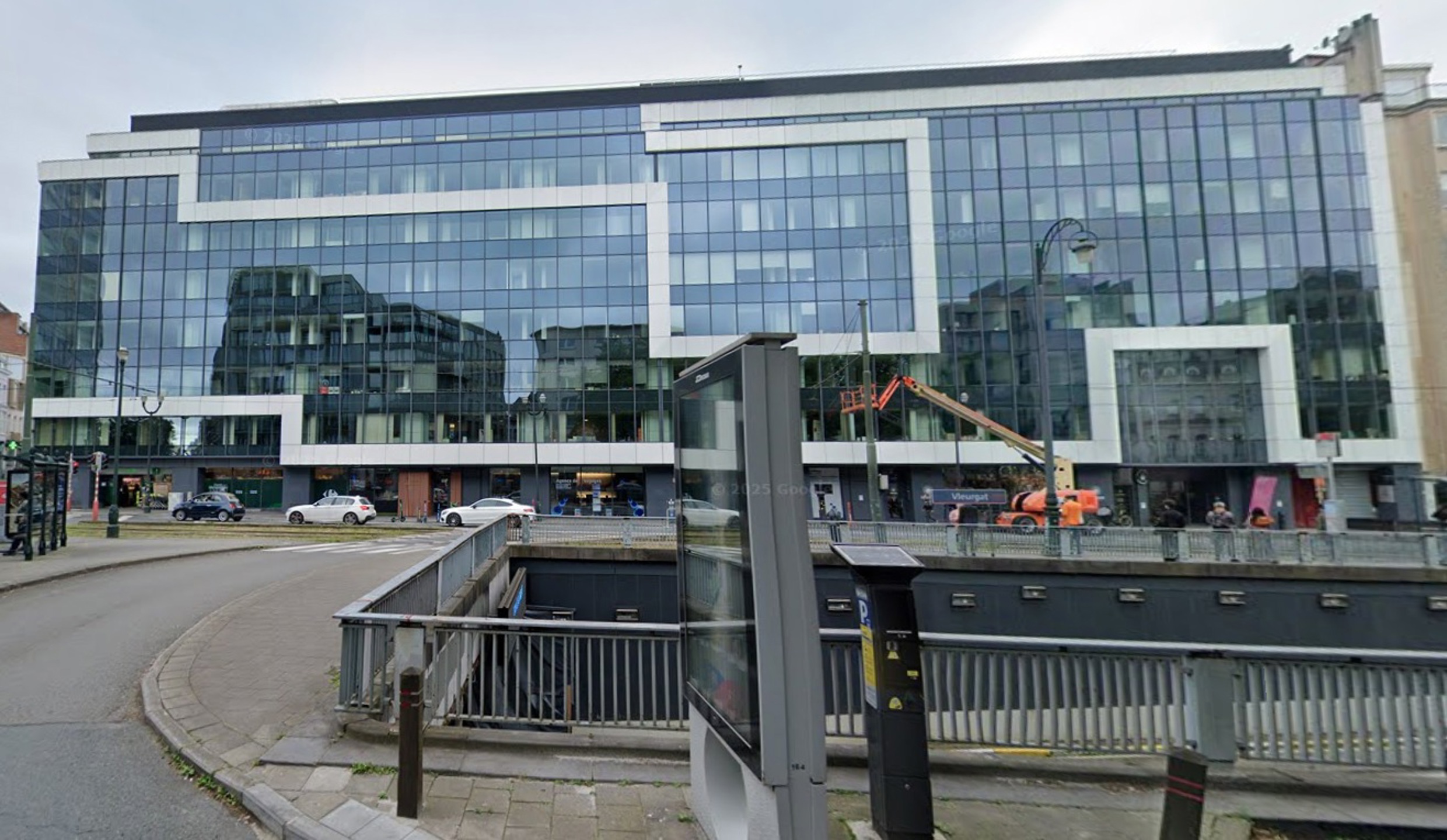 Commercial for rent in Brussels - photo 1