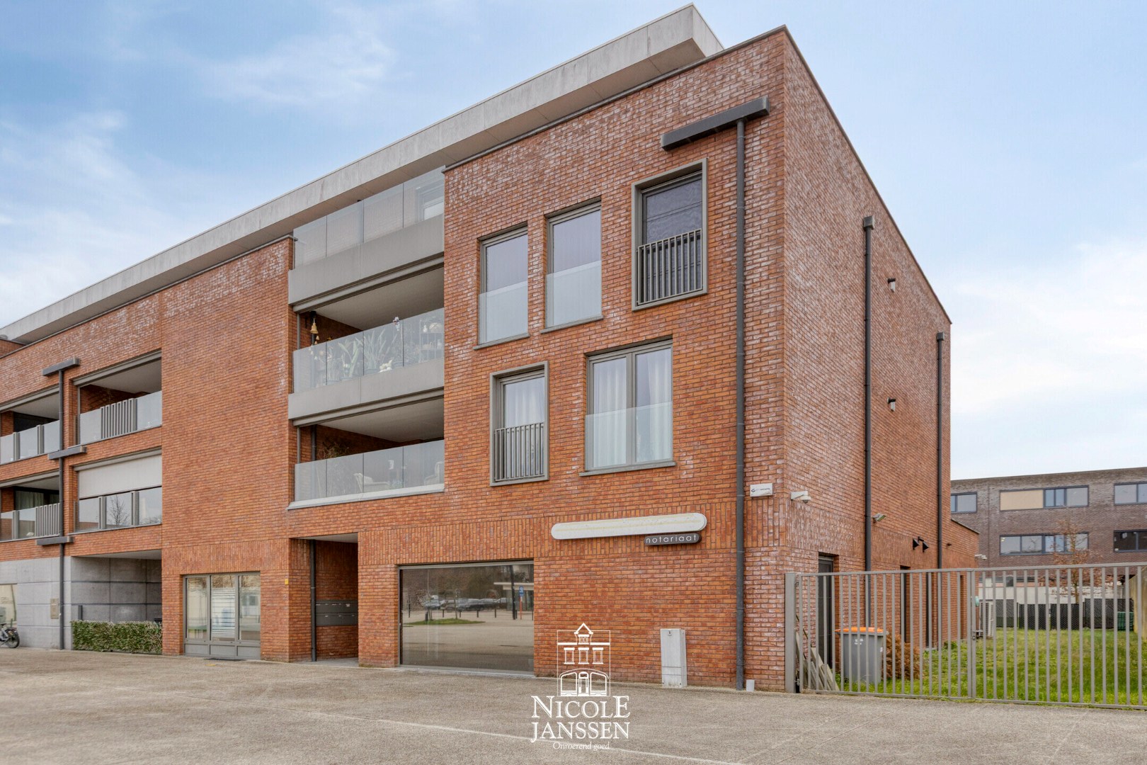 Gelijkvloers instapklaar handelspand - foto 3