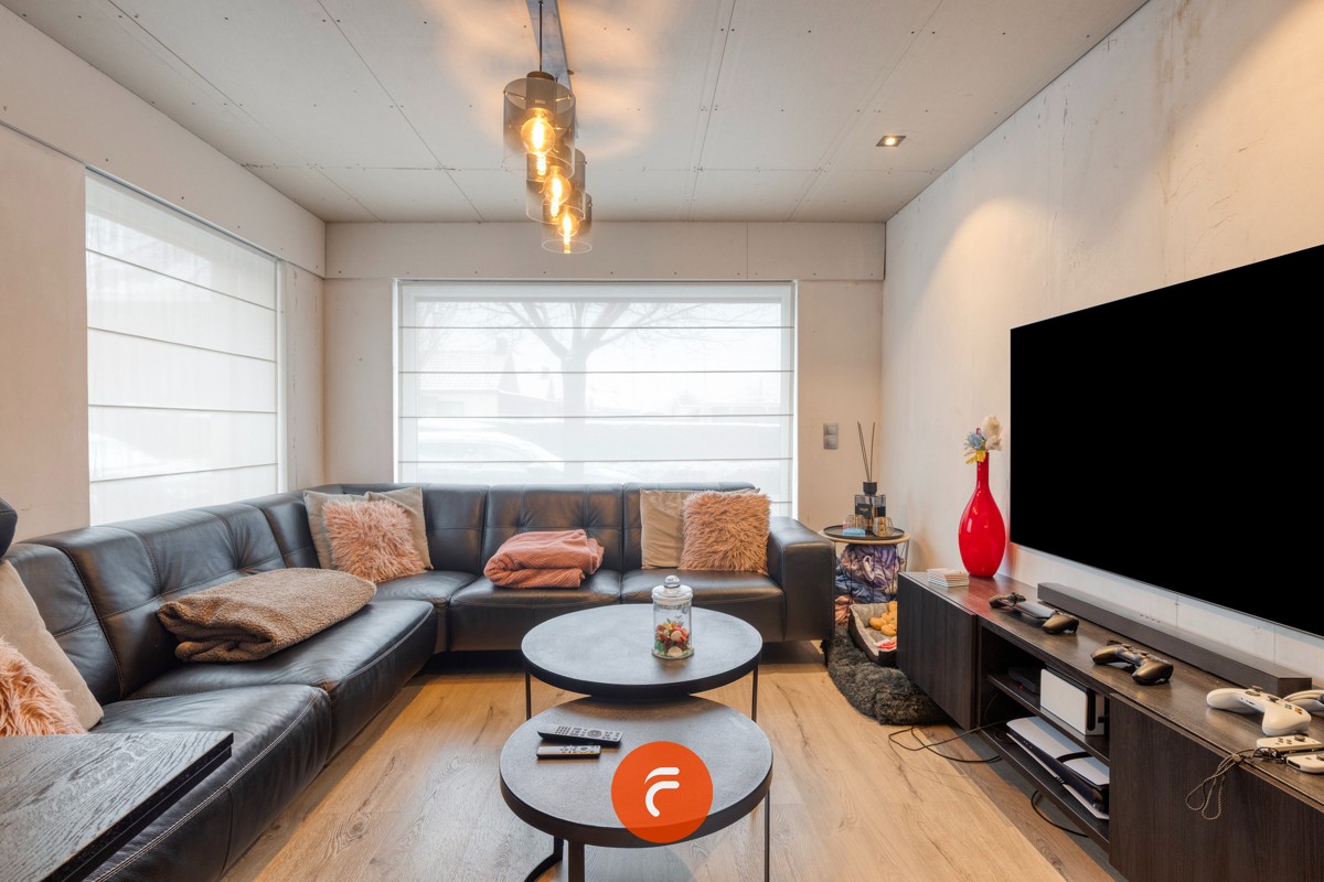 Gerenoveerde woning met zuidgerichte tuin en garage - foto 5