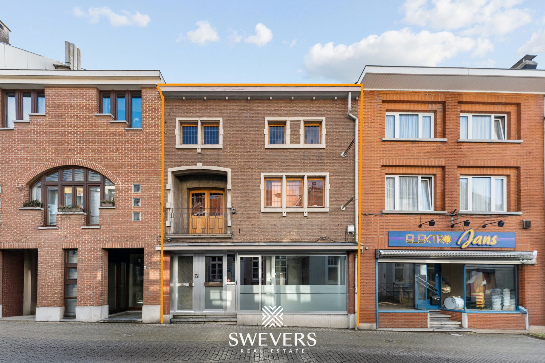 Duplex appartement met handelsruimte - foto 1