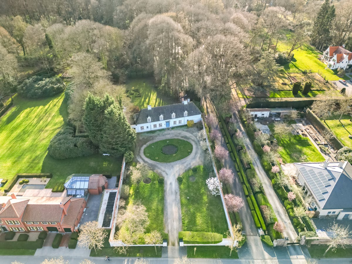 Classic villa for sale along the Zeeweg in Varsenare - photo 4