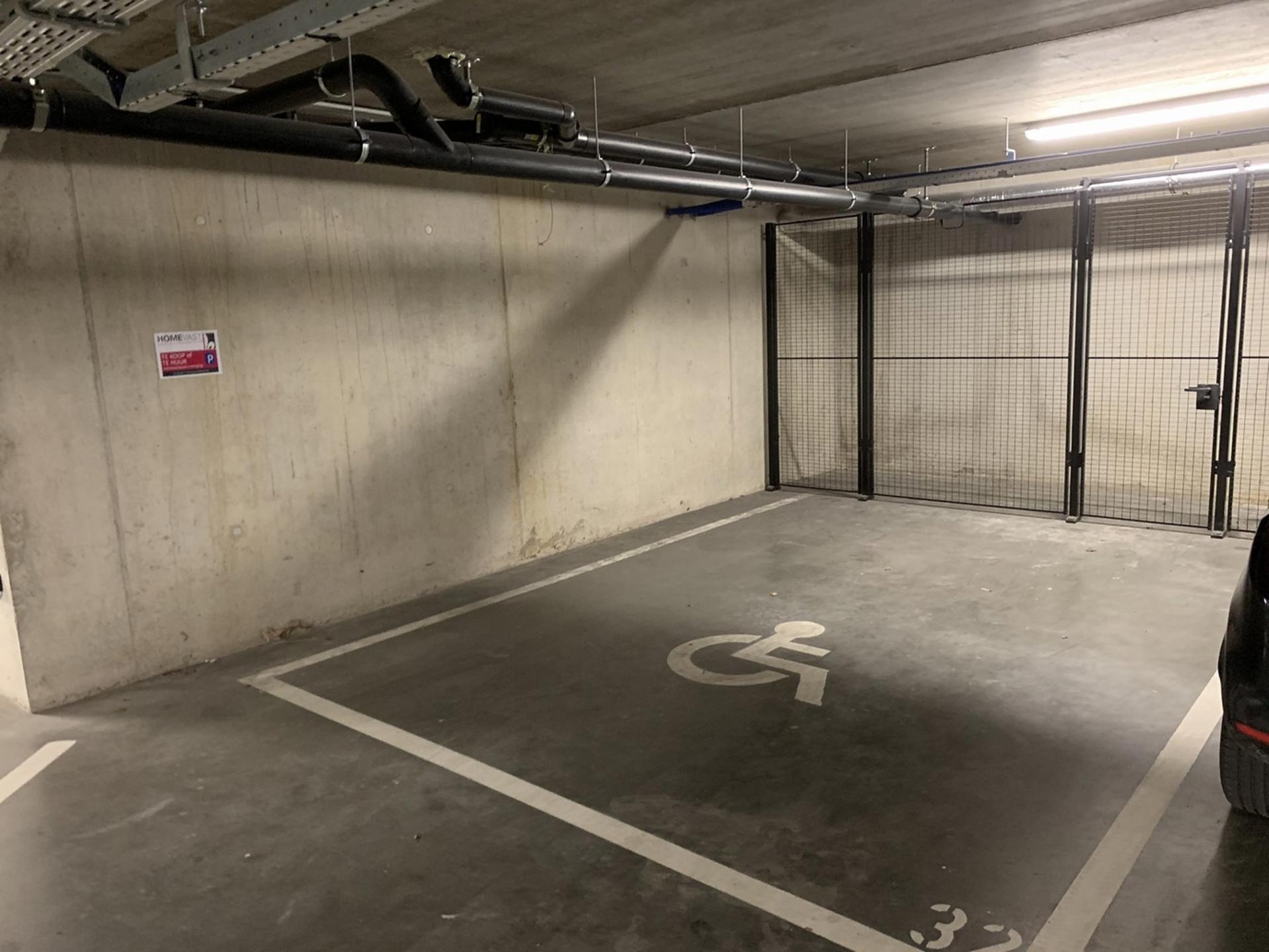 Ondergrondse autostaanplaats nabij centrum Beveren - foto 4