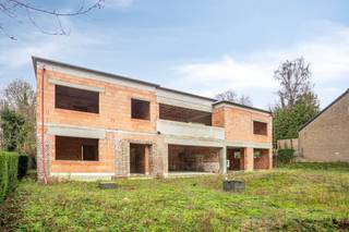 UITZONDERLIJKE RUWBOUW TE MELDERT MET ROYALE RUIMTES EN TE PERSONALISEREN WOONMOGELIJKHEDENDeze indrukwekkende ruwbouwwoning biedt een zeldzame...